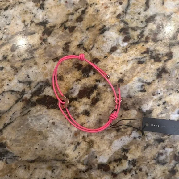 MARC JACOBS PINK BOLT FRIENDSHIP BRACELET M5131089 - PINK - Picture 3 of 4